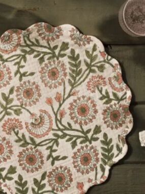 Floral Scalloped Placemats in Green and Coral -